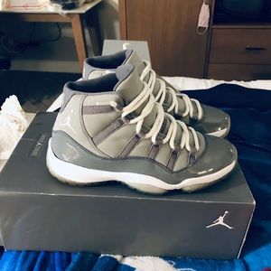 Cool gray Jordan 11s size 9 great shape